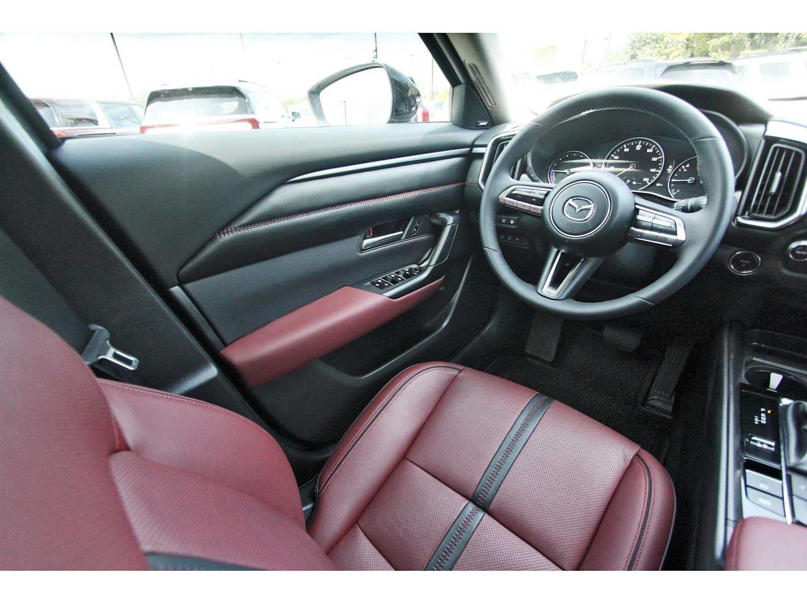 Used 2025 MAZDA CX-50 2.5 Hybrid w/ Weather Package AWD/4WD image 6
