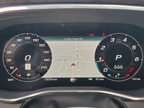 Used 2024 Jaguar F-PACE SVR AWD/4WD image 11