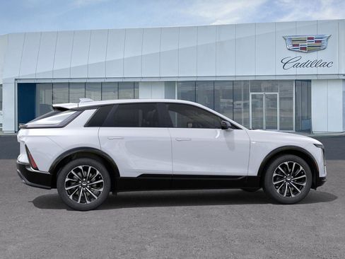 New 2026 Cadillac Lyriq Premium Sport image 5