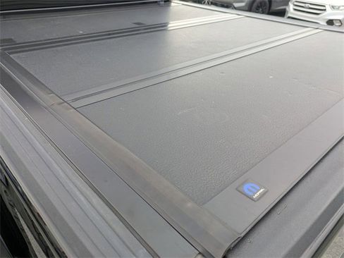 Used 2021 Jeep Gladiator Rubicon image 9