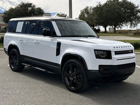 New 2026 Land Rover Defender 130 S image 7