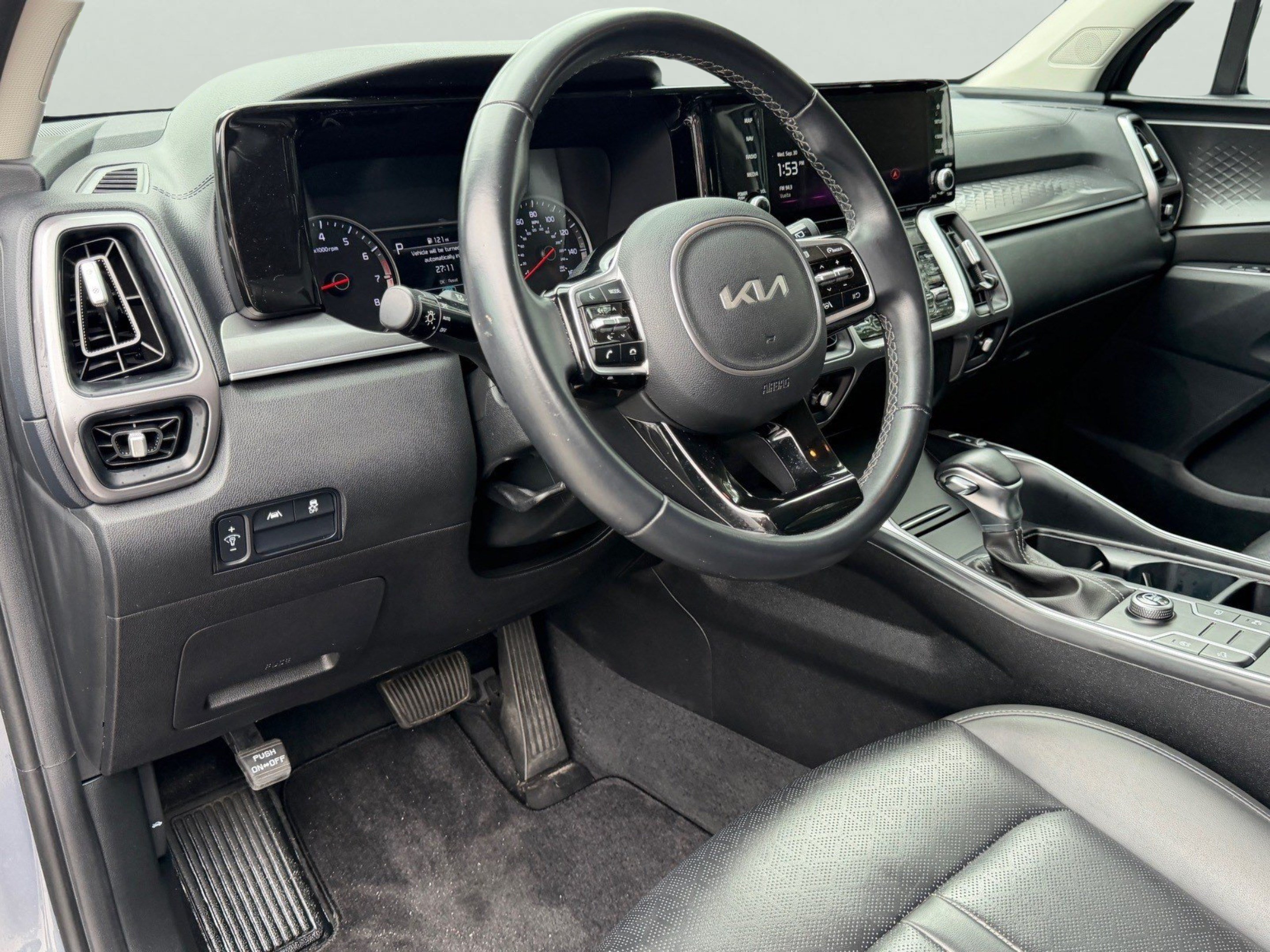 Used 2023 Kia Sorento S FWD image 24