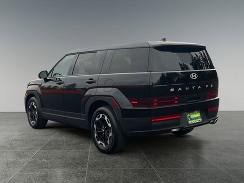 Used 2024 Hyundai Santa Fe SE image 5