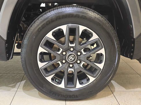 Certified 2023 Toyota Tundra Limited AWD/4WD image 8