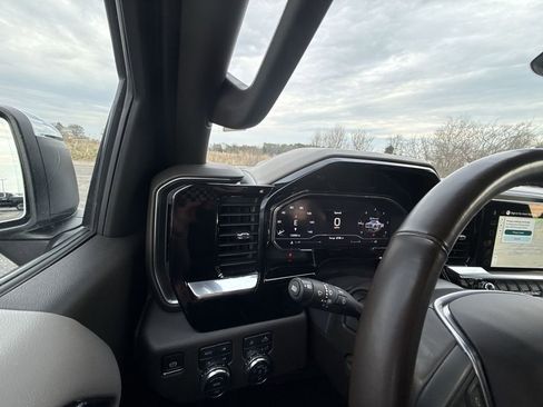 Certified 2025 GMC Sierra 1500 SLT w/ SLT Premium Package image 24