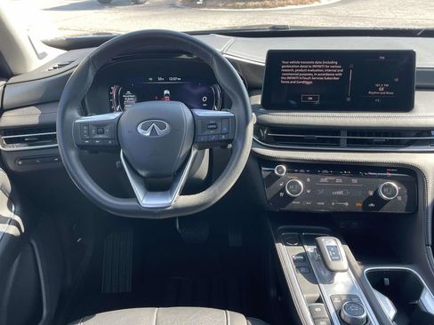 Used 2025 INFINITI QX60 Luxe w/ Vision Package image 13