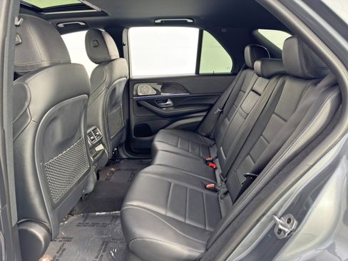 Used 2021 Mercedes-Benz GLE 350 w/ Premium Package image 45