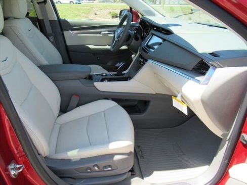 New 2026 Cadillac XT5 Premium Luxury w/ Driver Assist Package image 9