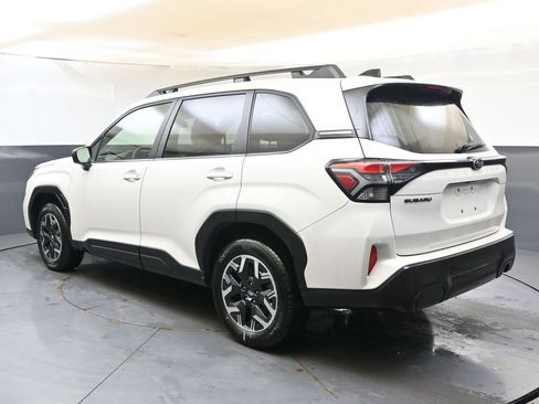 Certified 2025 Subaru Forester Premium AWD/4WD image 3