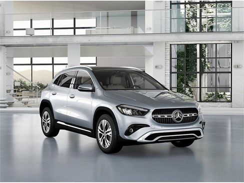 New 2026 Mercedes-Benz GLA 250 4MATIC image 10
