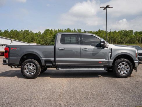 Certified 2024 Ford F250 Lariat w/ Chrome Package AWD/4WD image 9