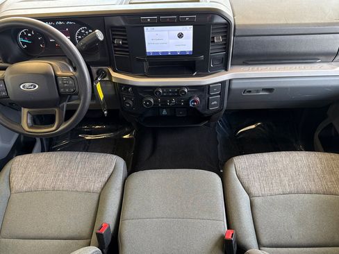 Used 2024 Ford F250 XLT image 15