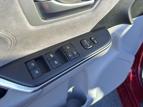 Used 2016 Toyota Camry XSE image 29