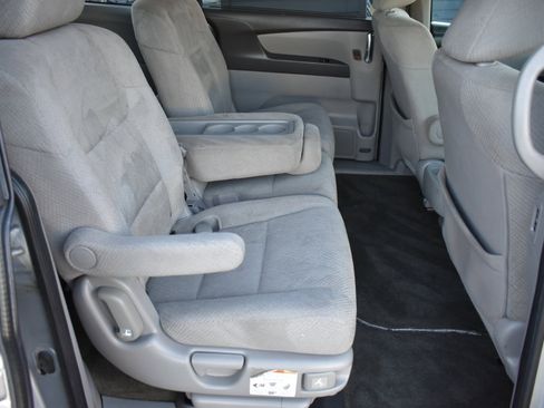 Used 2014 Honda Odyssey EX image 31