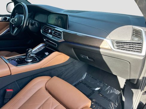 Used 2023 BMW X6 xDrive40i w/ M Sport Package AWD/4WD image 30