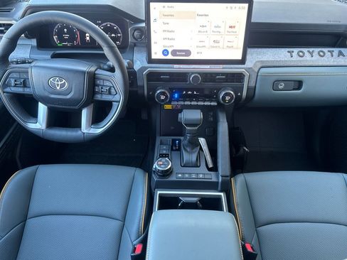 Certified 2025 Toyota Tacoma Trailhunter image 18