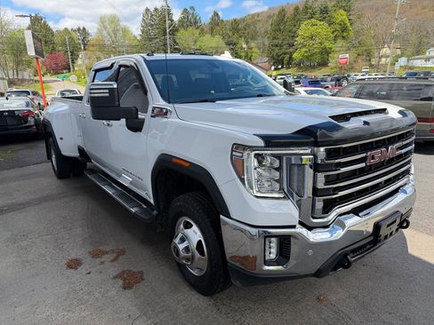 Used 2022 GMC Sierra 3500 SLT w/ SLT Premium Package AWD/4WD image 3