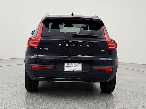 New 2026 Volvo XC40 B5 Ultra w/ Climate Package AWD/4WD image 6