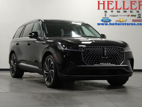Used 2025 Lincoln Aviator Reserve w/ Equipment Group 201A AWD/4WD image 1
