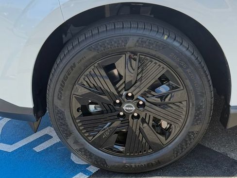 New 2026 Nissan Murano SV AWD/4WD image 11