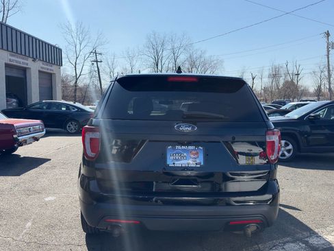 Used 2017 Ford Explorer 4WD Police Interceptor image 5