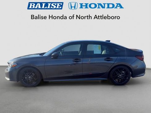 Used 2025 Honda Civic Sport image 2