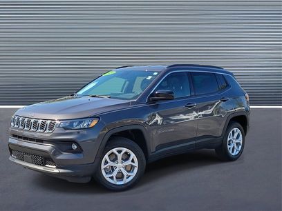Used 2024 Jeep Compass Latitude