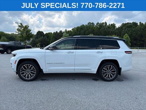 Certified 2023 Jeep Grand Cherokee L Summit AWD/4WD image 4