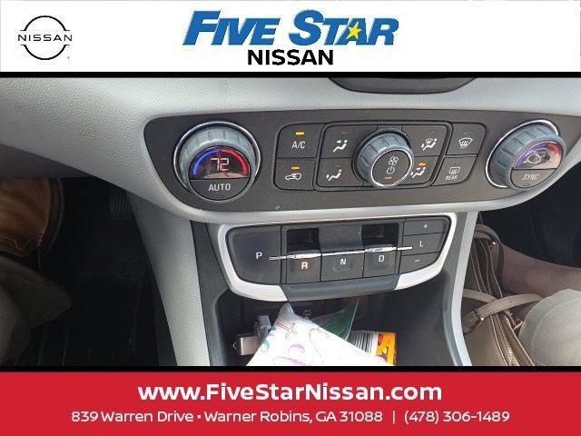 Used 2023 GMC Terrain SLT FWD image 17