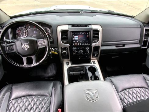 Used 2020 RAM 1500 Classic SLT w/ Luxury Group RWD image 15