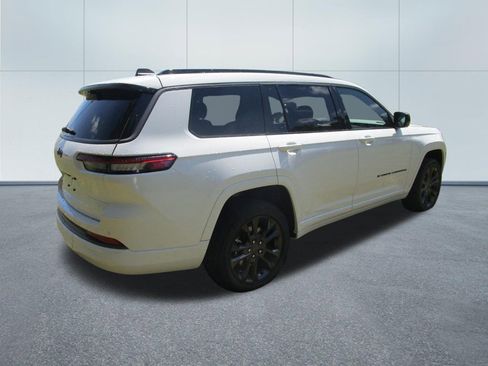 New 2026 Jeep Grand Cherokee L Limited image 7