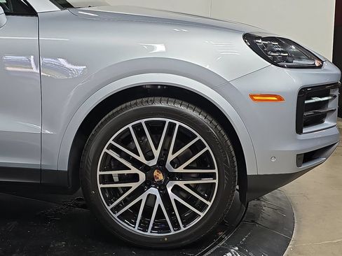 New 2026 Porsche Cayenne AWD/4WD image 11
