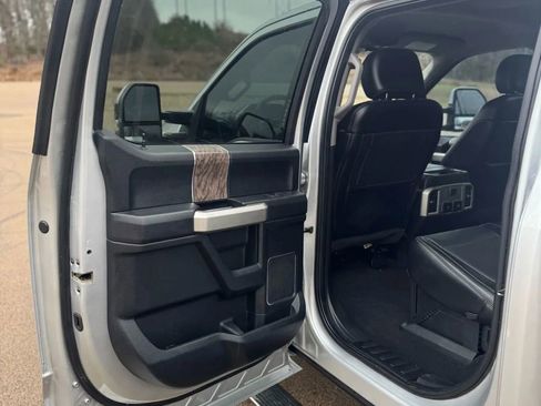 Used 2019 Ford F350 Lariat w/ Lariat Ultimate Package image 9