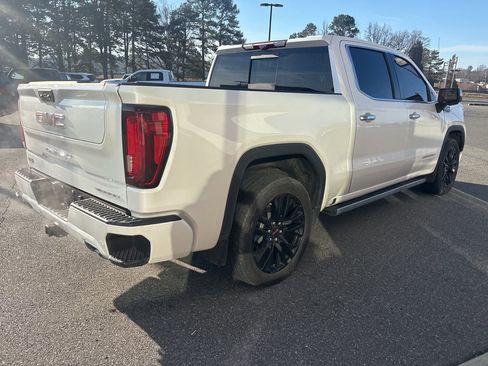 Used 2024 GMC Sierra 1500 Denali w/ Technology Package image 8