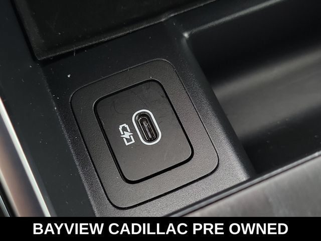 Used 2025 Land Rover Range Rover Evoque S AWD/4WD image 29