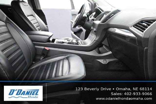 Used 2019 Ford Edge SEL w/ Equipment Group 201A AWD/4WD image 41