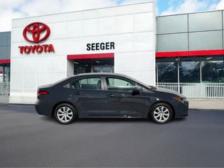 Used 2025 Toyota Corolla LE video 2