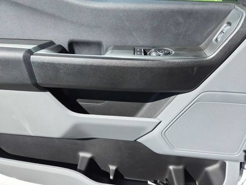 New 2024 Ford F550 4x4 Regular Cab Super Duty image 17