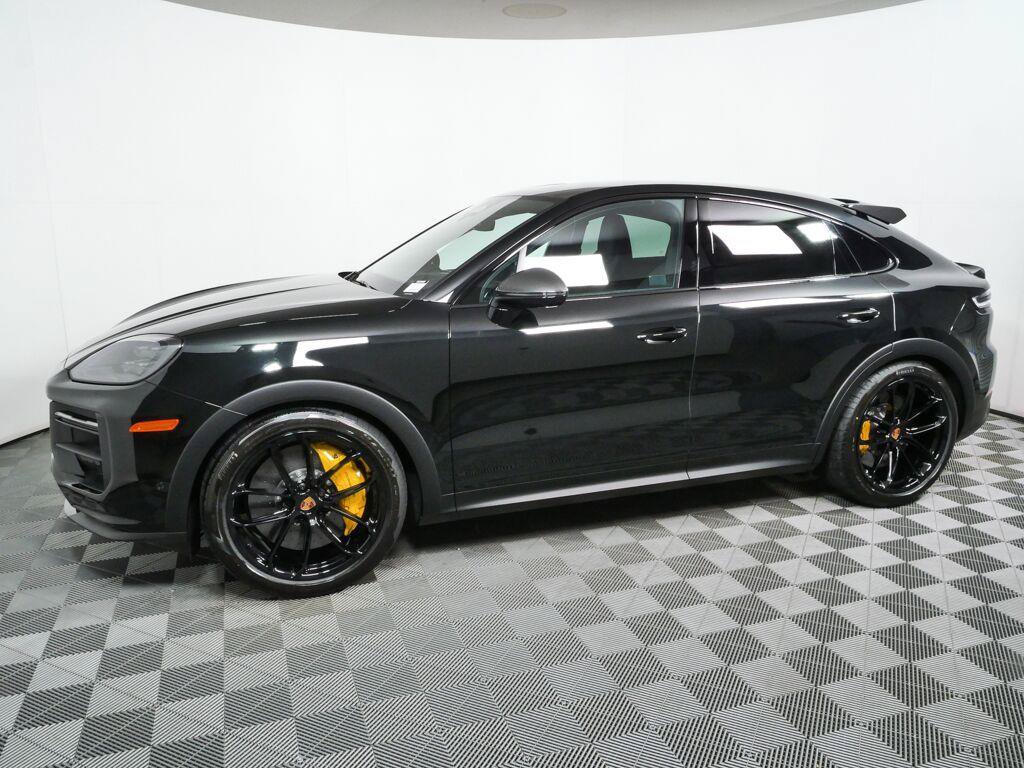 New 2026 Porsche Cayenne Turbo GT AWD/4WD image 2