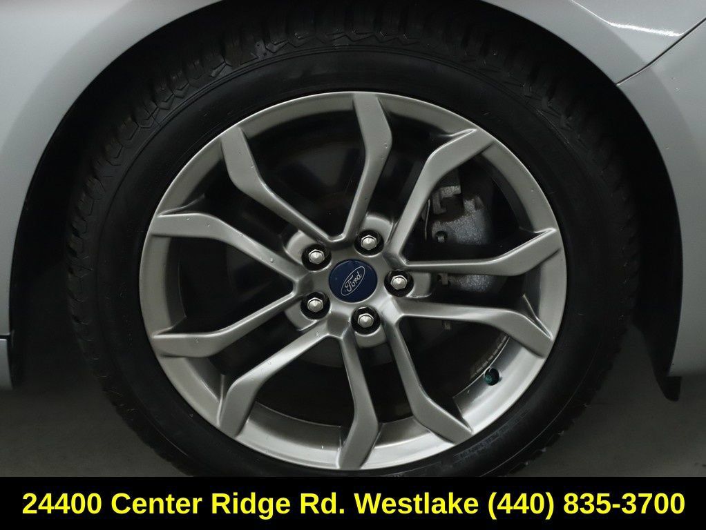 Used 2020 Ford Fusion Titanium FWD image 10