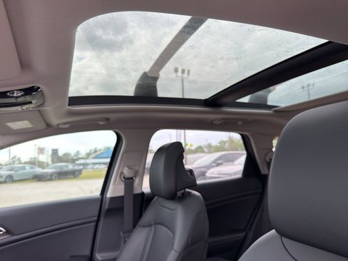 New 2026 Kia Sportage SX image 12