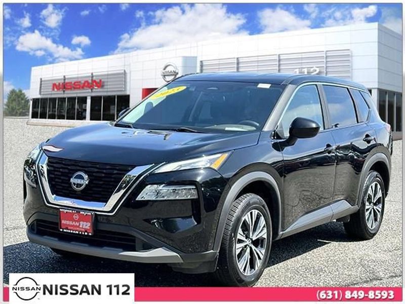 Certified 2023 Nissan Rogue SV image 1
