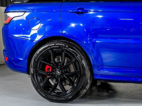 Used 2022 Land Rover Range Rover Sport SVR Carbon Edition image 6