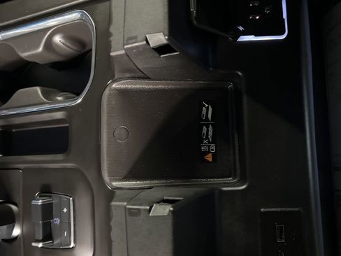 Used 2025 GMC Sierra 1500 Denali Ultimate image 16