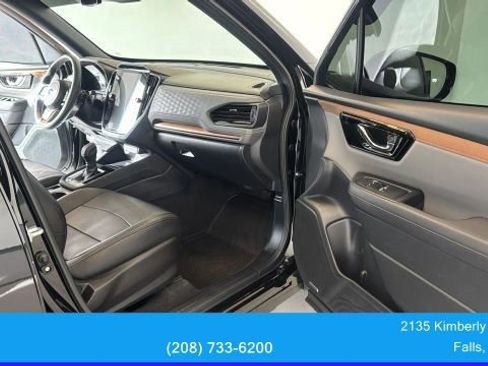 Used 2025 Subaru Forester Sport AWD/4WD image 30