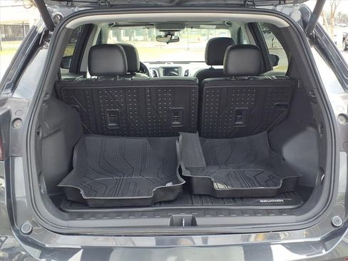 Used 2022 Chevrolet Equinox LT image 12