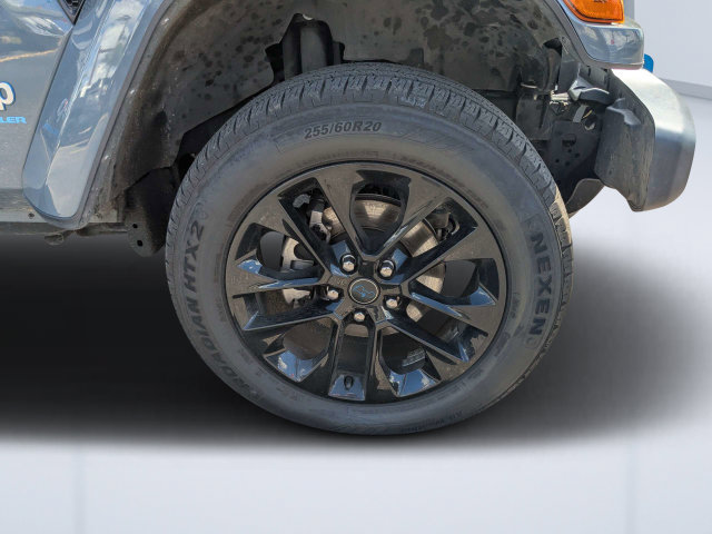Used 2024 Jeep Wrangler Unlimited Sahara AWD/4WD image 10