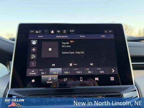 New 2026 Jeep Compass Limited image 9