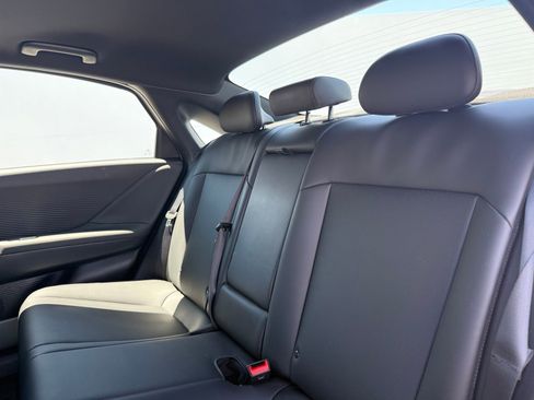 Used 2025 Hyundai Ioniq 6 Limited RWD image 6