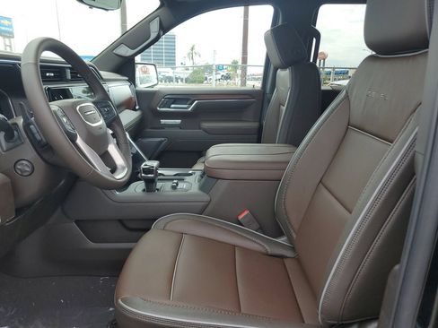 New 2026 GMC Sierra 1500 Denali w/ Denali Reserve Package AWD/4WD image 20